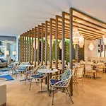 ホテル Pur Boutique By Actahotels