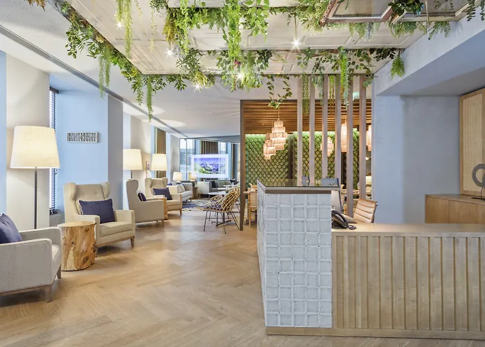 Pur Boutique By Actahotels ホテル 4*