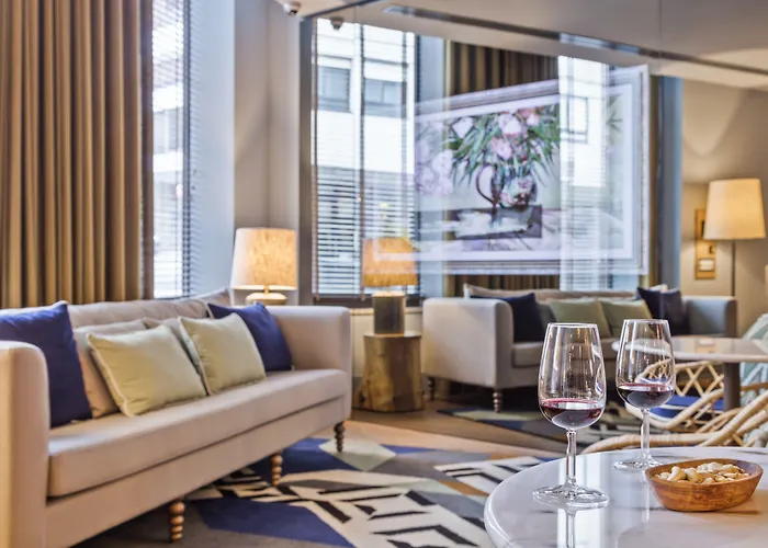 ホテル Pur Boutique By Actahotels 4*