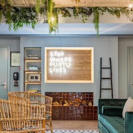 Pur Boutique By Actahotels Hotel 4*