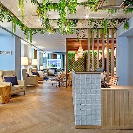 فندق Pur Boutique By Actahotels 4*