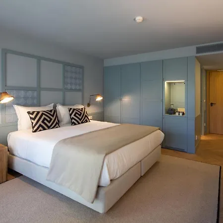 Hotel Pur Boutique By Actahotels 4*